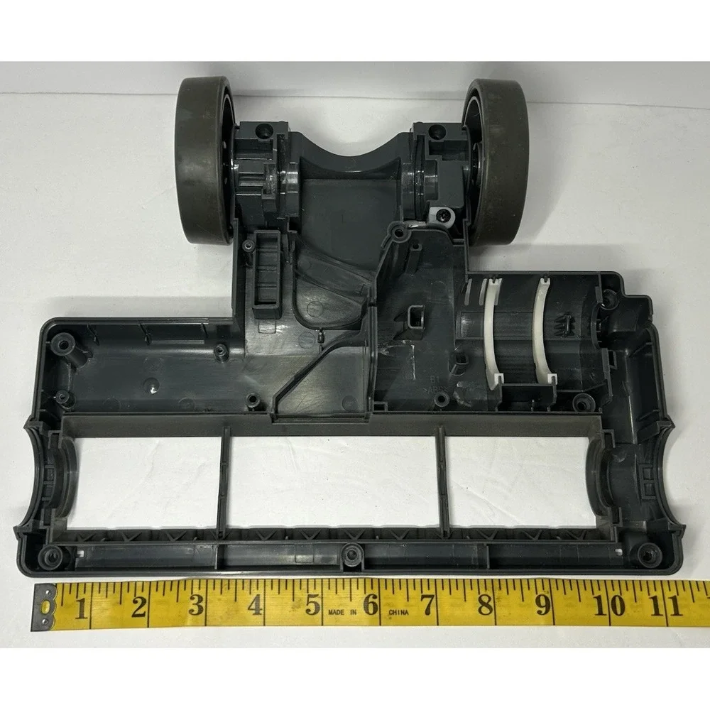 Shark Navigator NV105 26 Replacement Part Bottom Soleplate With Wheels Brush Bar